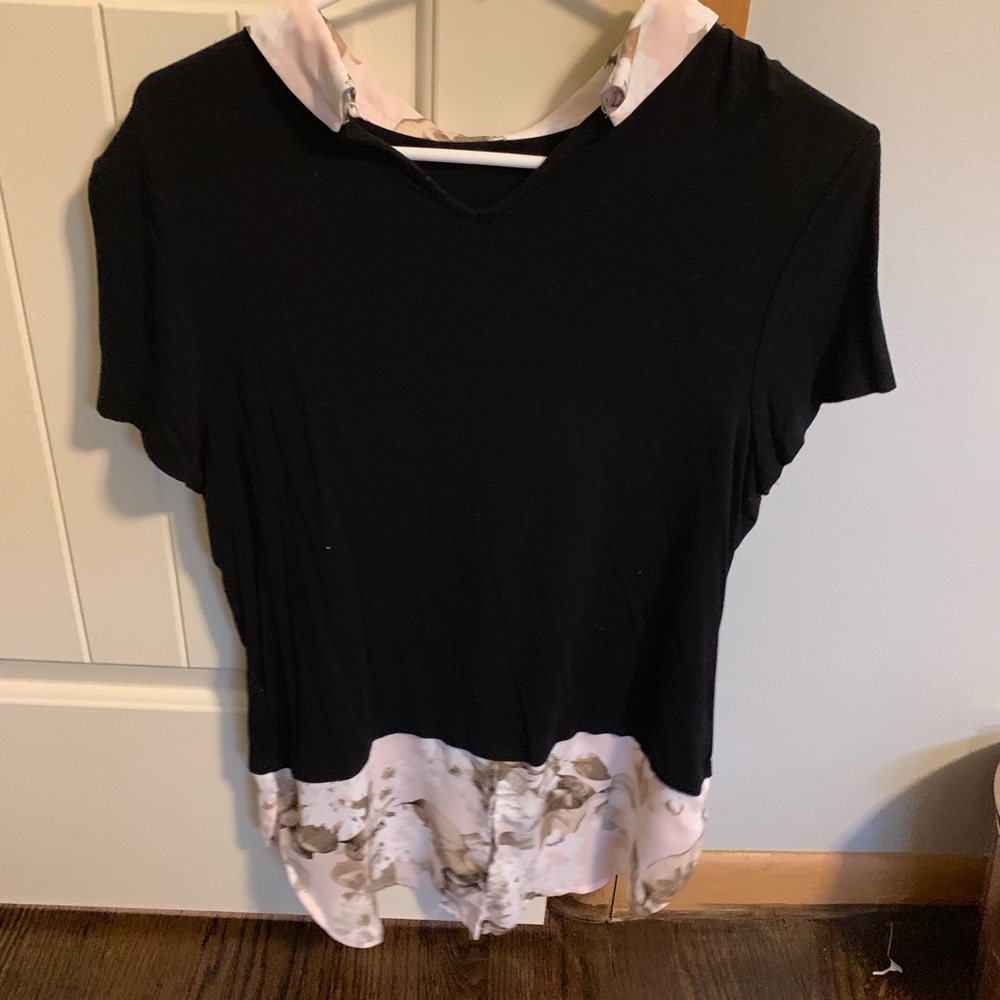 Collared top - Picture 2 of 3